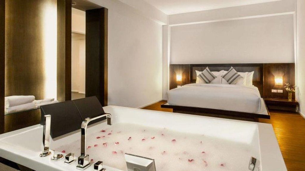 Park Srinakarin Hotel, Бангкок Экстерьер фото